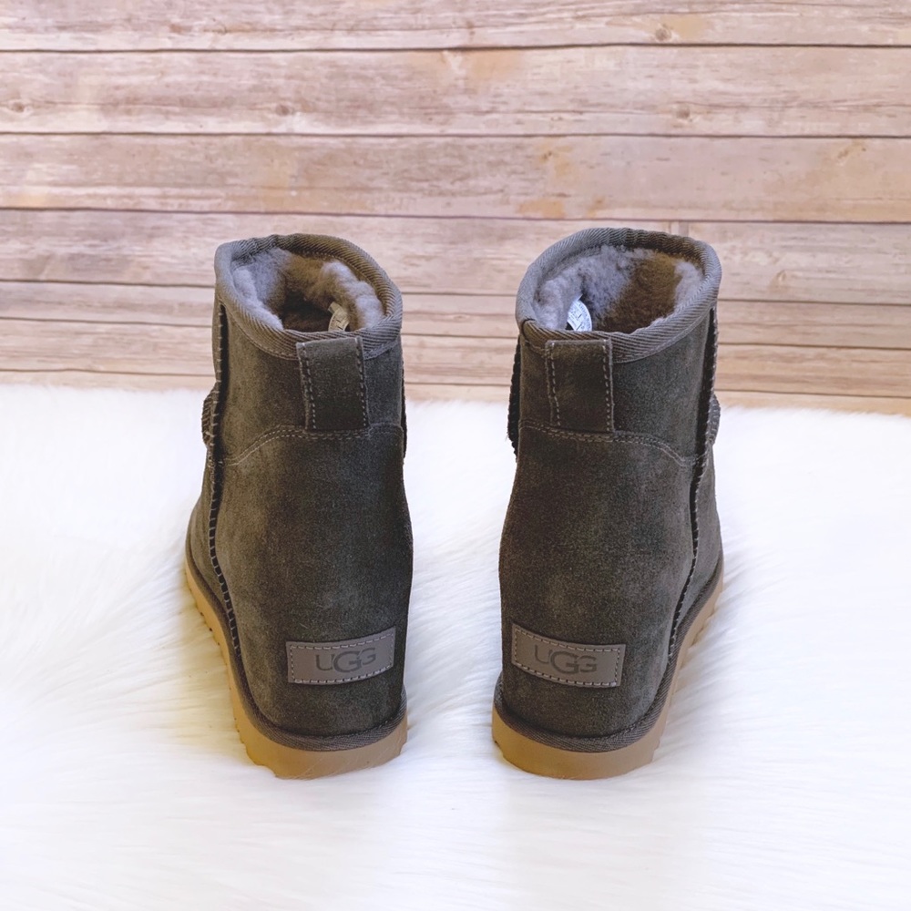 UGG Slate Classic Femme Mini Wedge Boots - Picture 6 of 8